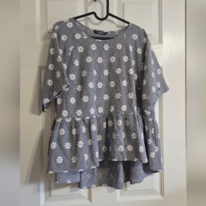 Black and White Gingham Floral Top 1XL